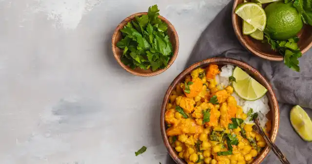 Smakowite curry bez mięsa szczypty, chili, imbiru, mieszanki, curry, Odrobina, tych, przypraw, odmieni, każde, danie Smakowite curry bez mięsa
