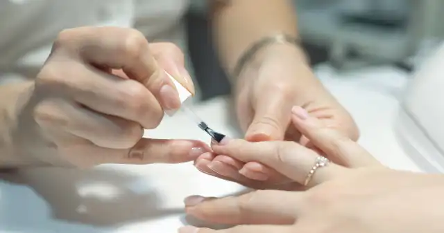 Pastele, oryginalny french, a może kwiatowe wzory? Wybierz swój manicure na wiosnę Wiosna, czas, ożywienia, zarówno, naturze, modzie, Nadchodząca, zmiana, pory, roku, doskonała, okazja, zaplanowania, nowego, man Pastele, oryginalny french, a może kwiatowe wzory? Wybierz swój manicure na wiosnę