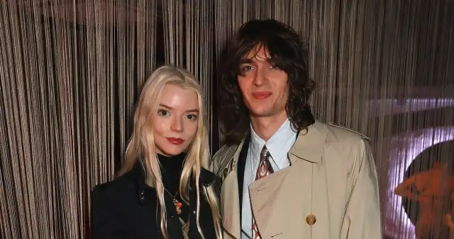 Sekrety ślubu Anyi Taylor-Joy ujawniony. To wesele może budzić grozę Anya, TaylorJoy, ujawniła, niedawno, szczegóły, swojego, sekretnego, ślubu, aktorem, muzykiem, Malcolmem, McRae, którego, doszło Sekrety ślubu Anyi Taylor-Joy ujawniony. To wesele może budzić grozę