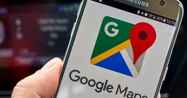 Google, wprowadza, sukcesywnie, zmiany, layoucie, funkcjonalności, aplikacji, Maps, Dzięki, korzystanie, stanie, jeszcze, prosts Kolejne zmiany w Google Maps. Poprzestawiali przyciski