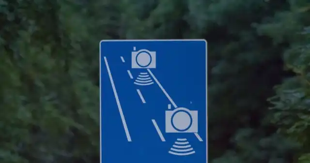 Posypią się mandaty na DTŚ. Odcinkowy pomiar prędkości już działa Odcinkowy, pomiar, prędkości, Drogowej, Trasie, Średnicowej, zamontowany, został, październiku, 2023, roku, pory, aktywny, Teraz Posypią się mandaty na DTŚ. Odcinkowy pomiar prędkości już działa