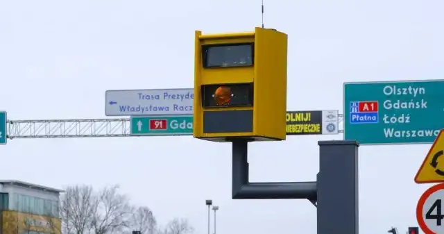 Po czym poznać, że fotoradar zrobił zdjęcie? Lampa błyskowa to za mało Wśród, kierowców, krąży, sporo, teorii, oraz, mitów, temat, tego, działają, fotoradary, czym, poznać, zrobiły, zdjęcie, każde, o Po czym poznać, że fotoradar zrobił zdjęcie? Lampa błyskowa to za mało