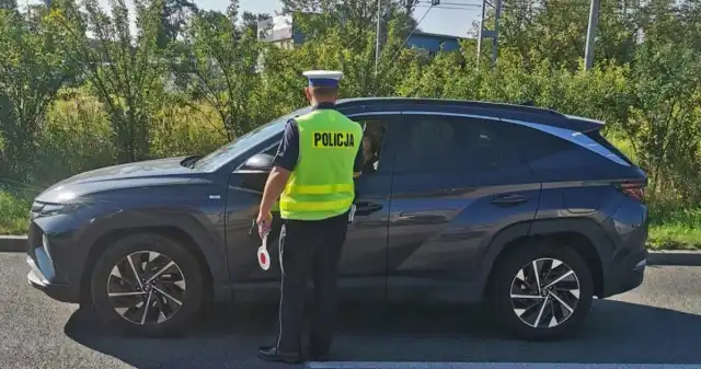 Rekord podczas specjalnej akcji policji. Tak źle jeszcze nie było Niedawno, przeprowadzona, przez, policję, masowa, akcja, badania, trzeźwości, potwierdziła, jedno, takie, kontrole, nadal, potrz Rekord podczas specjalnej akcji policji. Tak źle jeszcze nie było