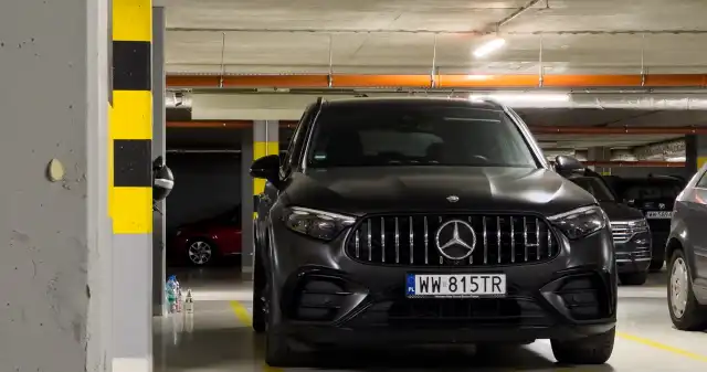 Czy w garażu podziemnym wolno myć auto? A przechowywać opony? Miejsce, parkingowe, wielorodzinnym, budynku, kosztuje, krocie, fakt, posiadania, własnej, przestrzeni, garażu, oznacza, można, Czy w garażu podziemnym wolno myć auto? A przechowywać opony?