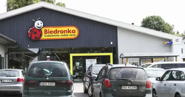 Rewolucja na parkingach Biedronki. Spora nowość dla kierowców Rośnie, liczba, ładowarek, dużej, mocy, zainstalowanych, parkingach, dyskontów, sieci, Biedronka, styczniu, infrastruktura, łado Rewolucja na parkingach Biedronki. Spora nowość dla kierowców