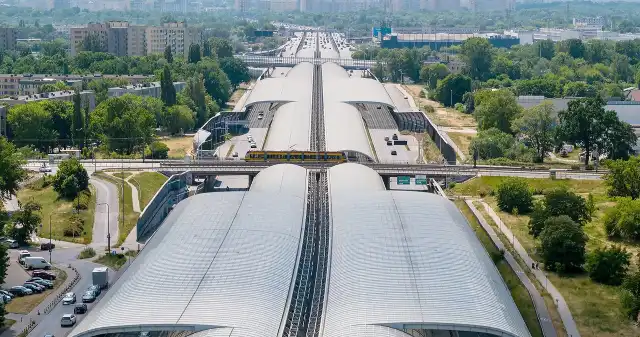Powstanie dach nad autostradą A4? Tego jeszcze nie było Generalna, Dyrekcja, Dróg, Krajowych, Autostrad, poinformowała, planach, rozbudowy, autostrady, odcinku, Wrocławia, Tarnowa, Jed Powstanie dach nad autostradą A4? Tego jeszcze nie było