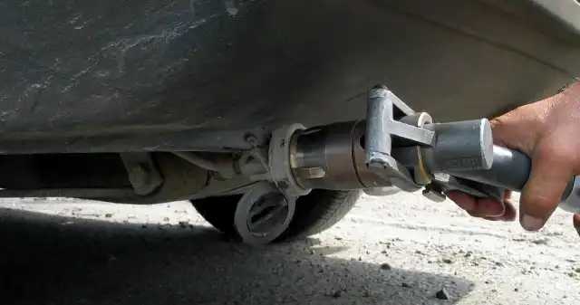 Masz auto z LPG? Lepiej pilnuj tych terminów bo będziesz miał wydatki Jazda, samochodem, wyposażonym, instalację, jest, nieporównywalnie, tańsza, szczególnie, przypadku, modeli, wyposażonych, paliwo Masz auto z LPG? Lepiej pilnuj tych terminów bo będziesz miał wydatki