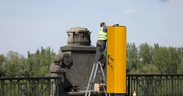 Kolejne problemy z fotoradarami na moście Poniatowskiego. Wszystko przez remont Fotoradary, zabytkowym, moście, Poniatowskiego, Warszawie, razie, zostaną, zdemontowane, Konserwator, zabytków, podjął, decyzję, Kolejne problemy z fotoradarami na moście Poniatowskiego. Wszystko przez remont