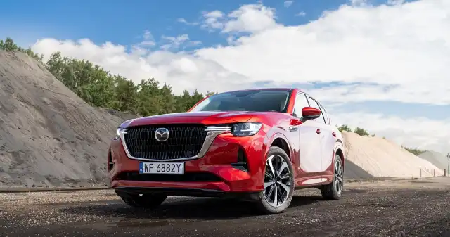 Japończycy zrobili SUV-a z silnikiem R6, który pali 3,2 l/100 km. Ale jest haczyk Pojawienie, Mazdy, CX60, zostało, entuzjastycznie, powitane, przez, fanów, klasycznej, motoryzacji, głównie, sprawą, silnika, Di Japończycy zrobili SUV-a z silnikiem R6, który pali 3,2 l/100 km. Ale jest haczyk