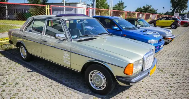 wzrosło, ostatnim, czasie, zainteresowanie, Polaków, pojazdami, zabytkowymi, końca, września, żółte, tablice, rejestracyjne, Pol Masz takie auto? Nie sprzedawaj, kolekcjonerzy zaczynają polować