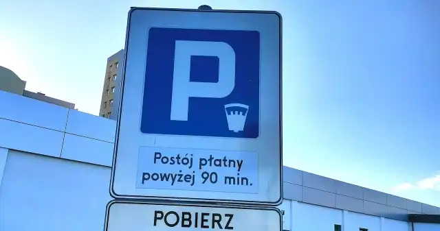 Pobierz, darmowy, bilet, Opłata, brak, biletu, Takie, tablice, często, spotkać, można, parkingach, Lidlem, Biedronką, Pobrania,  Kara za brak biletu na parkingu? Prawnik z YT zdradza sposób
