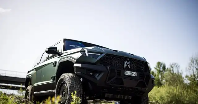 Nowe auto z Chin już w Polsce. Waży ponad 3 tony i ma 1 088 KM. To nie błąd Dongfeng, należy, najbardziej, znanych, Europie, chińskich, marek, choć, jedno, obecne, jest, rynku, Starego, Kontynentu, dłuższ Nowe auto z Chin już w Polsce. Waży ponad 3 tony i ma 1 088 KM. To nie błąd