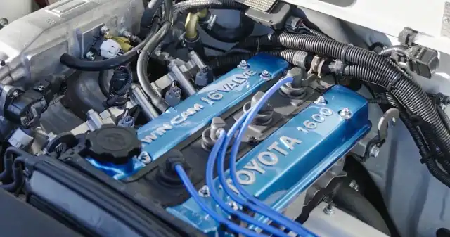 Toyota znalazła ratunek dla silników spalinowych. To następca LPG? Toyota, pracuje, rozwiązaniami, które, mogłyby, przedłużyć, istnienie, napędów, spalinowych, rynku, Jednym, sposobów, jest, zast Toyota znalazła ratunek dla silników spalinowych. To następca LPG?