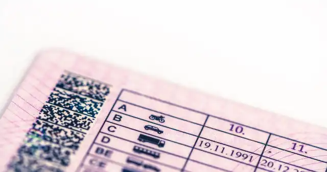 Przez rubrykę 4b każdy będzie musiał wymienić prawo jazdy. Kto w 2025 roku? Każdego, kierowcę, Polsce, czeka, wymiana, prawa, jazdy, będzie, musiał, zrobić, nadchodzącym, 2025, roku Przez rubrykę 4b każdy będzie musiał wymienić prawo jazdy. Kto w 2025 roku?