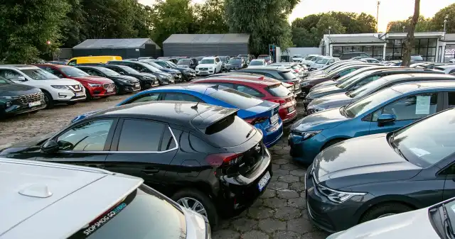 Policja, opublikowała, komunikat, którym, poinformowała, Sopocie, podczas, kontroli, dostawczego, Volkswagena, funkcjonariusze,  W miesiąc auto straciło 100 000 km przebiegu. Prawnik radzi, jak się bronić