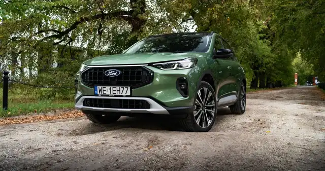 Ford Kuga po liftingu. Zużyciem paliwa zawstydza konkurencję Ford Kuga po liftingu. Zużyciem paliwa zawstydza konkurencję