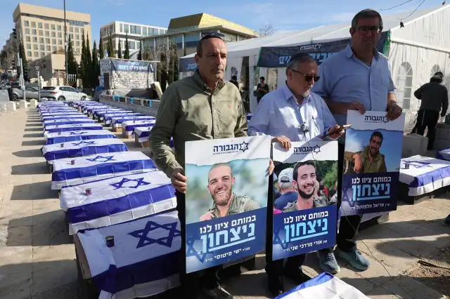 Izrael: Zawieszenie broni zostało wstrzymane z powodu żądań dotyczących palestyńskich więźniów Izrael: Zawieszenie broni zostało wstrzymane z powodu żądań dotyczących palestyńskich więźniów