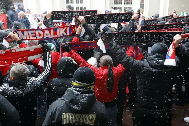 Zło dobrem zwyciężaj. Kilka słów od kibica do kibiców Zło dobrem zwyciężaj. Kilka słów od kibica do kibiców