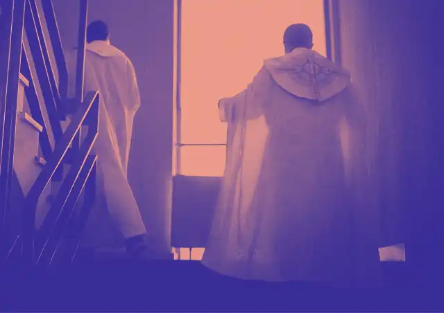 Księża nie spadają z nieba. Trzy słowa od świeckich do kleryków Księża nie spadają z nieba. Trzy słowa od świeckich do kleryków