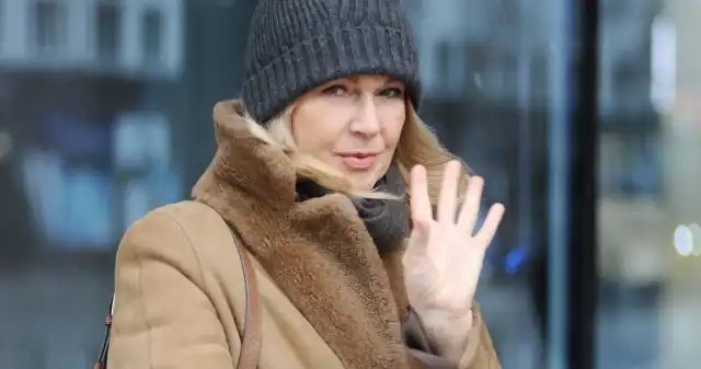 Niekwestionowana ikona stylu. Grażyna Torbicka znów inspiruje. Oto jej patent na idealną zimową stylizację Niekwestionowana ikona stylu. Grażyna Torbicka znów inspiruje. Oto jej patent na idealną zimową stylizację