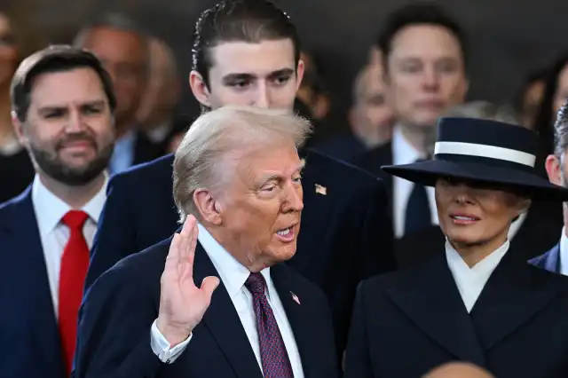 Nie dla ideologii LGBT w sporcie i w urządach. Trump:USA będą uznawały tylko dwie płcie Nie dla ideologii LGBT w sporcie i w urządach. Trump:USA będą uznawały tylko dwie płcie