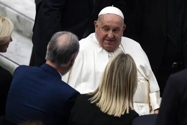 Papież do dziennikarzy: dostrzegajcie zło, aby mogło zostać odkupione, ale także okruchy dobra Papież do dziennikarzy: dostrzegajcie zło, aby mogło zostać odkupione, ale także okruchy dobra
