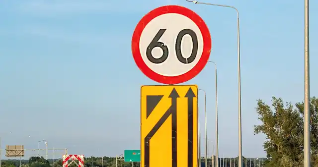 Od 7 lutego zmiany w limitach prędkości. 60 km/h w terenie niezabudowanym