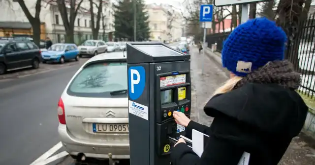  Od 3 lutego zmiany w Warszawie. Nawet 600 zł rocznie za parkowanie 