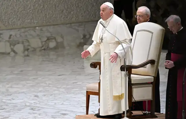 Franciszek: Choć święty Józef nie wypowiadał wielu słów, wprowadzał je w czyn Franciszek: Choć święty Józef nie wypowiadał wielu słów, wprowadzał je w czyn