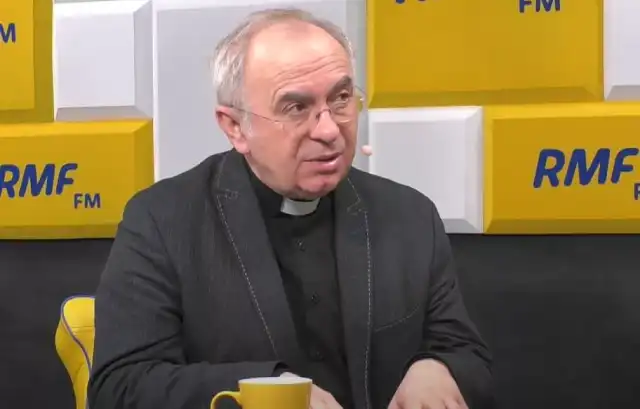 Ks. Kloch: To nie sztuczna inteligencja jest niebezpieczna, tylko człowiek Ks. Kloch: To nie sztuczna inteligencja jest niebezpieczna, tylko człowiek