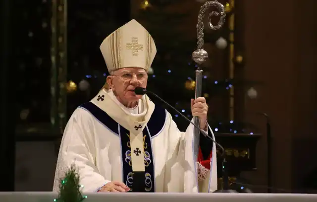Kto zastąpi abp Jędraszewskiego? Typowane jest całkiem nowe nazwisko, chodzi o księdza z Krakowa Kto zastąpi abp Jędraszewskiego? Typowane jest całkiem nowe nazwisko, chodzi o księdza z Krakowa