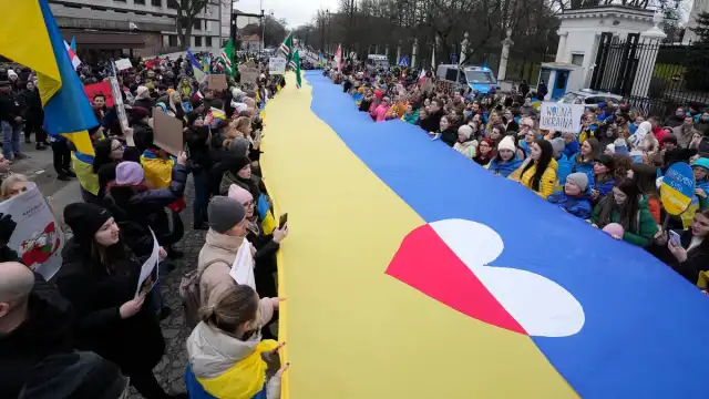 Zapytali o wojnę w Ukrainie. Polacy liderem międzynarodowego sondażu Zapytali o wojnę w Ukrainie. Polacy liderem międzynarodowego sondażu