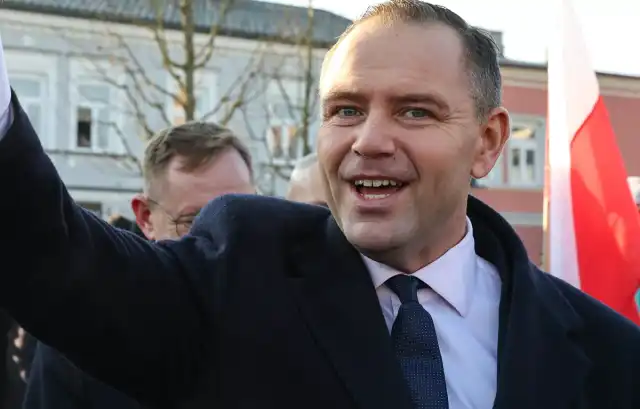 Nawrocki: polska szkoła musi być wolna od ideologii, która zabija poczucie bezpieczeństwa dzieci Nawrocki: polska szkoła musi być wolna od ideologii, która zabija poczucie bezpieczeństwa dzieci