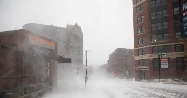  Do USA idzie druga fala zagrożenia. Potężne burze śnieżne, są alerty