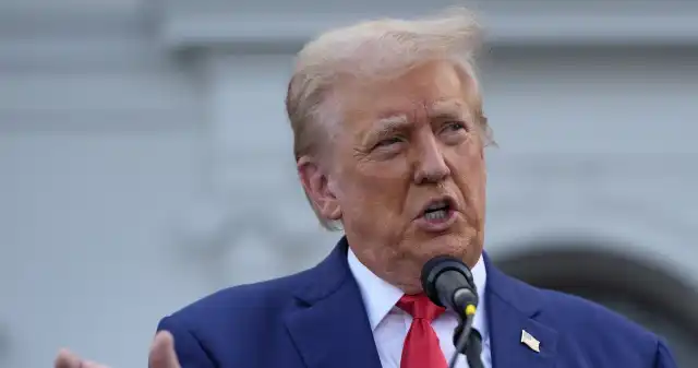  Trump zarządził blokadę stron i profili w necie. Już nie działają, chaos