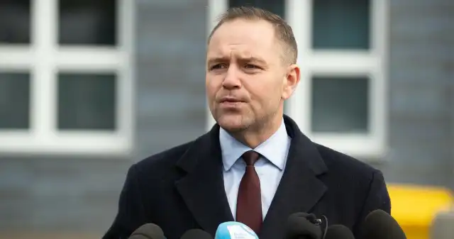  To nie będzie kampania w stylu Dudy. Sztab Nawrockiego ma problem