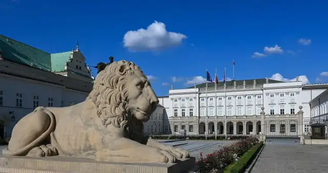  Jeden kandydat na prezydenta ma powody do radości. Reszta wprost przeciwnie. Wyłania się czarny koń