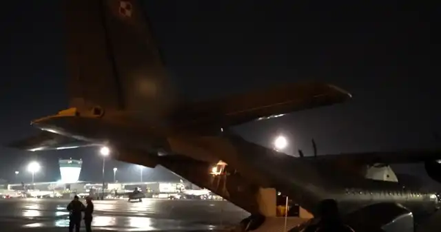  30 lat temu napadł na małżeństwo pod Warszawą. 50-latek sprowadzony do Polski