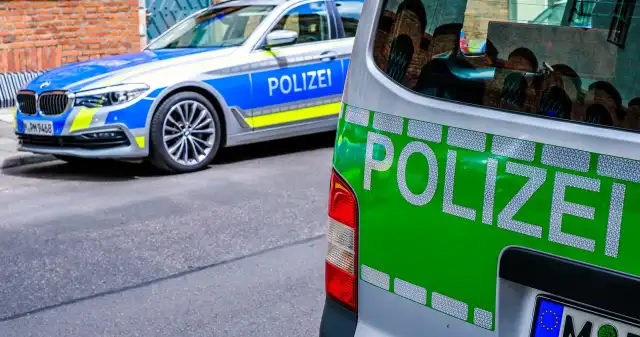 270 aut uszkodzonych pianką w Niemczech. Śledztwo wskazuje na rosyjską prowokację 270 aut uszkodzonych pianką w Niemczech. Śledztwo wskazuje na rosyjską prowokację